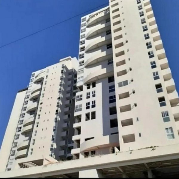 Foto Apartamento en Venta en Naguanagua, Valencia, Carabobo - U$D 100.000 - APV198203 - BienesOnLine