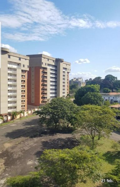 Apartamento en Venta en UNIVERSIDAD PUERTO ORDAZ CENTRO, Bolívar