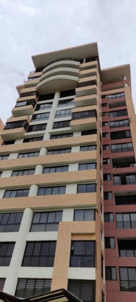 Foto Apartamento en Venta en EL PARRAL, Valencia, Carabobo - U$D 31.000 - APV148055 - BienesOnLine