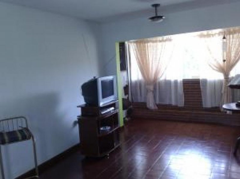 Foto Apartamento en Venta en Caña de Azucar, Maracay, Aragua - BsF 1.200.000 - APV54005 - BienesOnLine