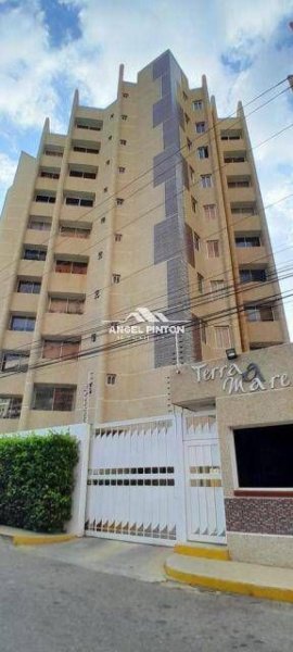 Apartamento en Venta en AV EL MILAGRO Maracaibo, Zulia