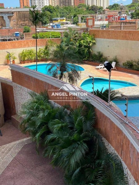 Foto Apartamento en Venta en Maracaibo, Zulia - U$D 45.000 - APV240761 - BienesOnLine