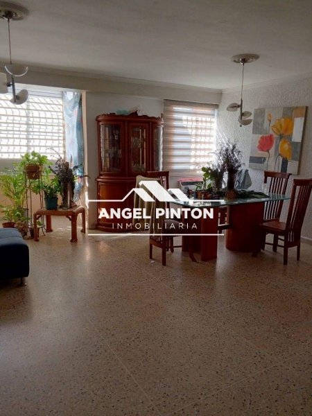 Foto Apartamento en Venta en Maracaibo, Zulia - U$D 14.000 - APV246947 - BienesOnLine