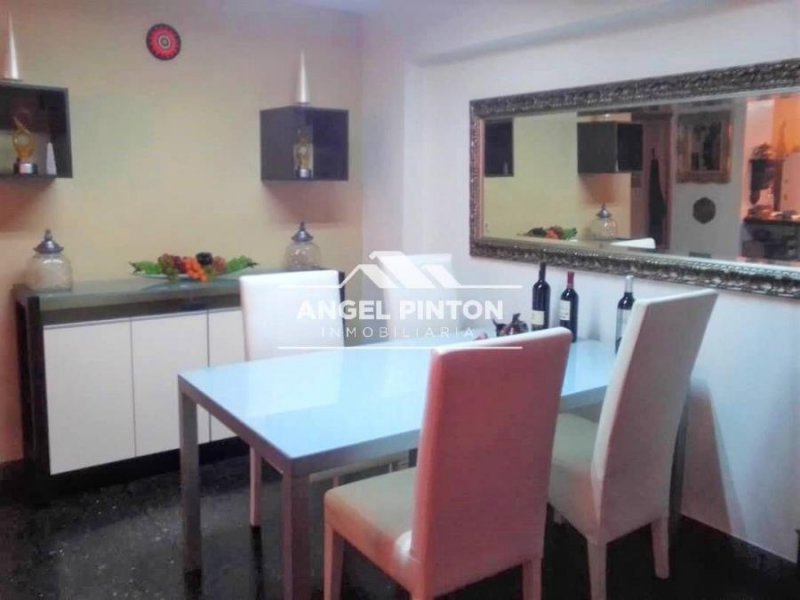 Foto Apartamento en Venta en Maracaibo, Zulia - U$D 16.500 - APV242490 - BienesOnLine