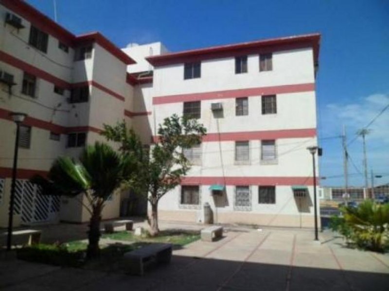 Foto Apartamento en Venta en avenida jacinto lara, Punto Fijo, Falcón - BsF 550.000 - APV47713 - BienesOnLine