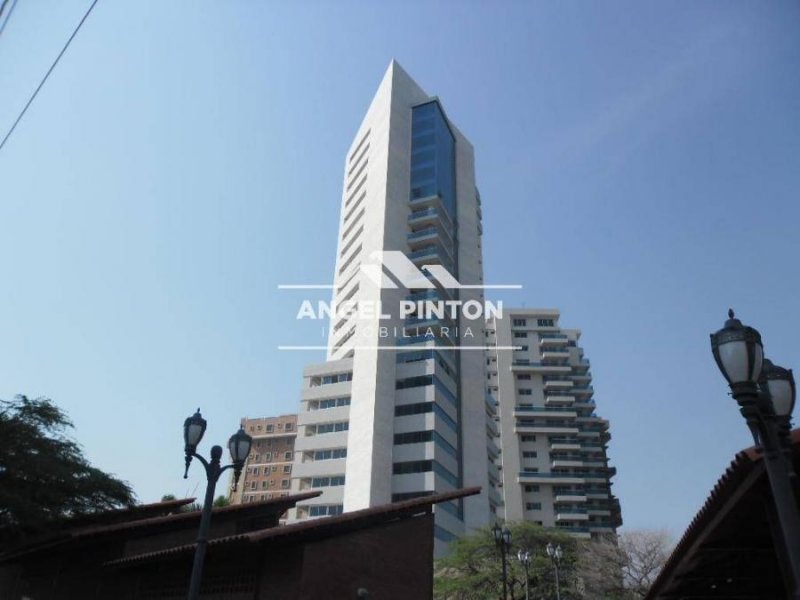 Foto Apartamento en Venta en MILAGRO, Maracaibo, Zulia - U$D 165.000 - APV216553 - BienesOnLine