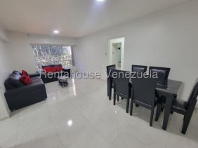 Apartamento venta El Paraiso. Cod: 26-16772 Carla Mora 0412-5885892