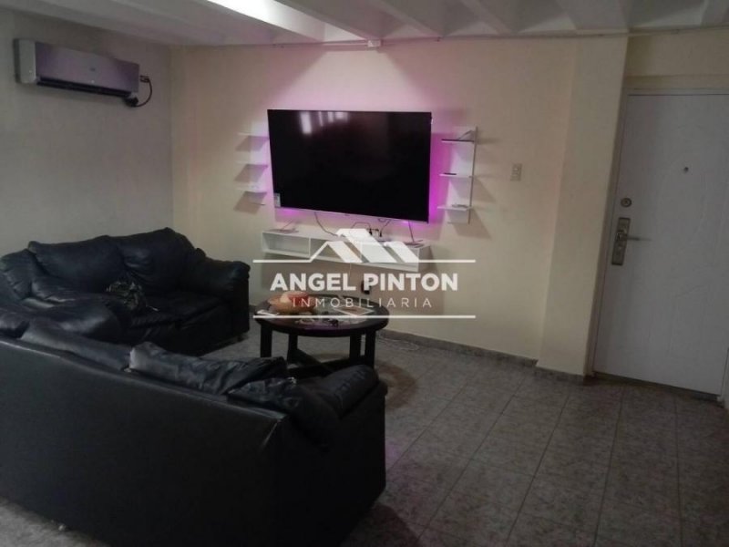 Foto Apartamento en Venta en Maracaibo, Zulia - U$D 10.000 - APV240410 - BienesOnLine