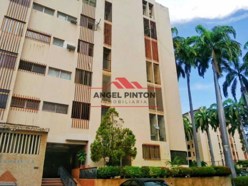 APARTAMENTO VENTA JUANA DE AVILA MARACAIBO API 4066