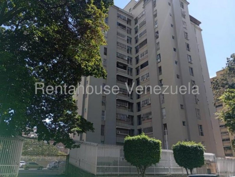 Apartamento en Venta en la urbina Caracas, Distrito Federal