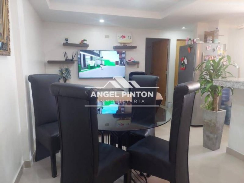 Foto Apartamento en Venta en Los Haticos, Maracaibo, Zulia - U$D 13.000 - APV233004 - BienesOnLine