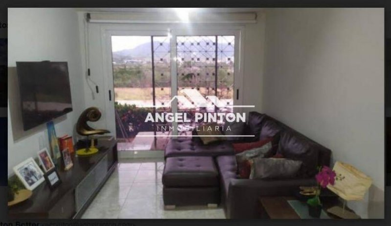 Foto Apartamento en Venta en Porlamar, Nueva Esparta - U$D 32.000 - APV240606 - BienesOnLine