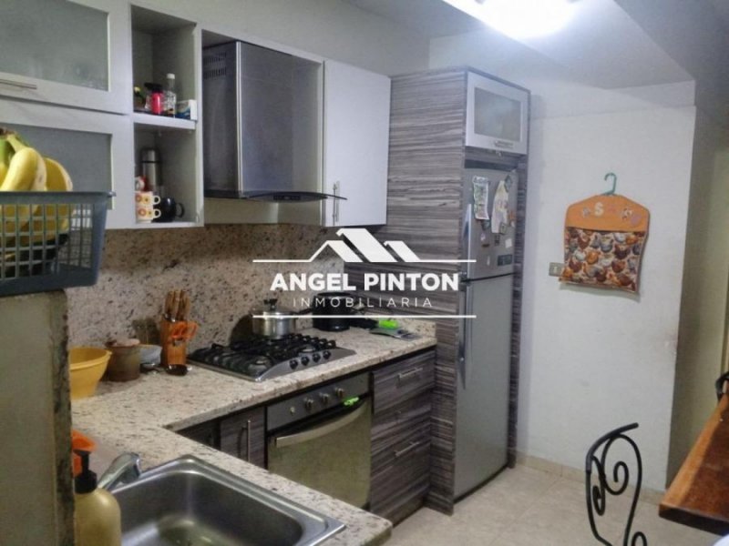 Foto Apartamento en Venta en Barquisimeto, Lara - U$D 60.000 - APV243756 - BienesOnLine