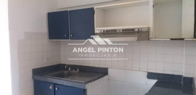 Foto Apartamento en Venta en Maracaibo, Zulia - U$D 7.500 - APV196386 - BienesOnLine