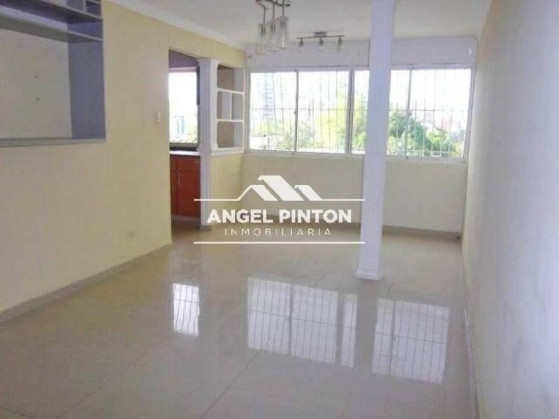 Foto Apartamento en Venta en Maracaibo, Zulia - U$D 17.700 - APV241755 - BienesOnLine