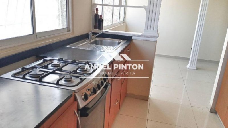 Foto Apartamento en Venta en Maracaibo, Zulia - U$D 15.000 - APV243800 - BienesOnLine