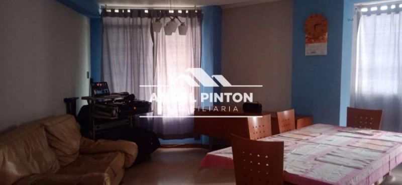 Foto Apartamento en Venta en Caracas, Distrito Federal - U$D 50.000 - APV247117 - BienesOnLine