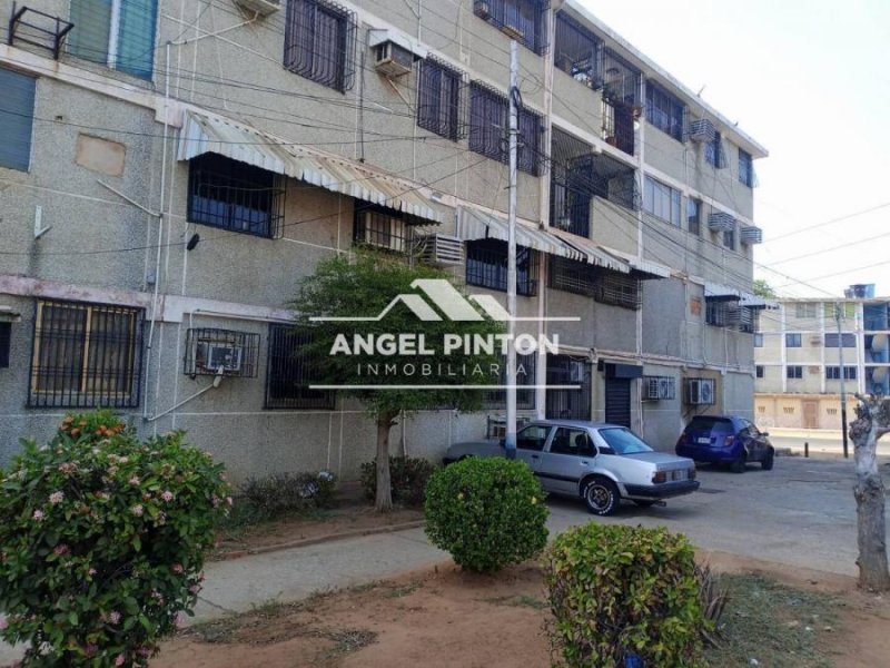 Foto Apartamento en Venta en Maracaibo, Zulia - U$D 8.500 - APV222708 - BienesOnLine