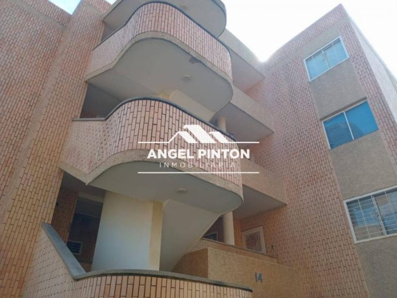 Foto Apartamento en Venta en Maracaibo, Zulia - U$D 24.000 - APV244482 - BienesOnLine