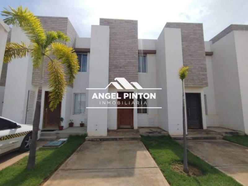 Foto Casa en Venta en Maracaibo, Zulia - U$D 20.000 - CAV250437 - BienesOnLine