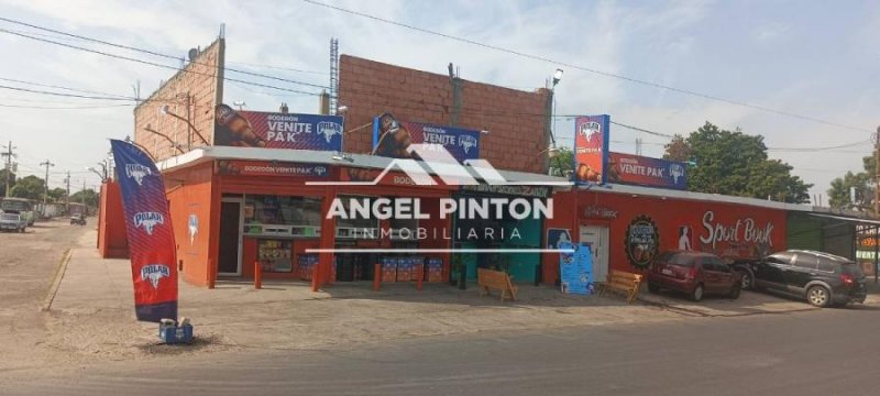 API 6747  EDIFICIO COMERCIAL  VENTA  EL PEDREGAL  MARACAIBO   $ 180.000