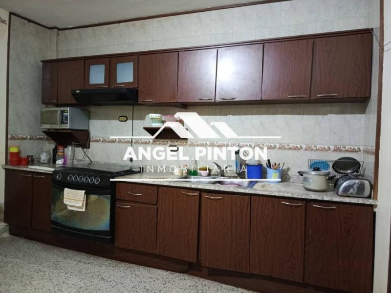 API 6862 CASA COMERCIAL VENTA / ALQUILER TIERRA NEGRA  MARACAIBO   Venta US$30,000.00 Alquiler $450