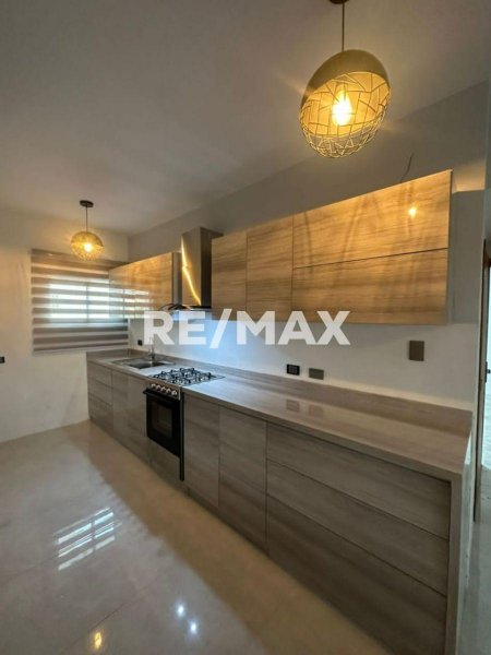 Foto Apartamento en Alquiler en Maracaibo, Zulia - U$D 459 - APA238841 - BienesOnLine