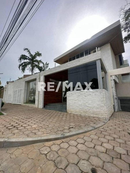 Foto Apartamento en Venta en Maracaibo, Zulia - U$D 375.000 - APV231461 - BienesOnLine