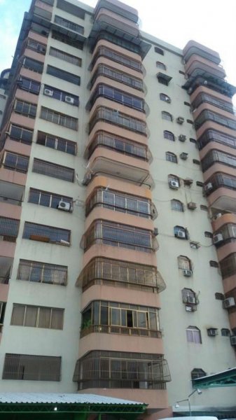 Foto Apartamento en Venta en Girardot, Maracay, Aragua - BsF 170.000.000 - APV86733 - BienesOnLine