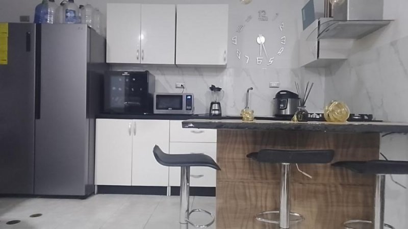 Apartamento en Venta en  LOS GUAYOS, Carabobo