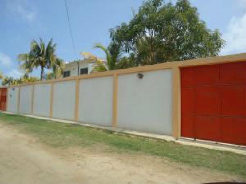 Foto Casa en Venta en Chichiriviche, Falcón - BsF 135.000.000 - CAV83135 - BienesOnLine