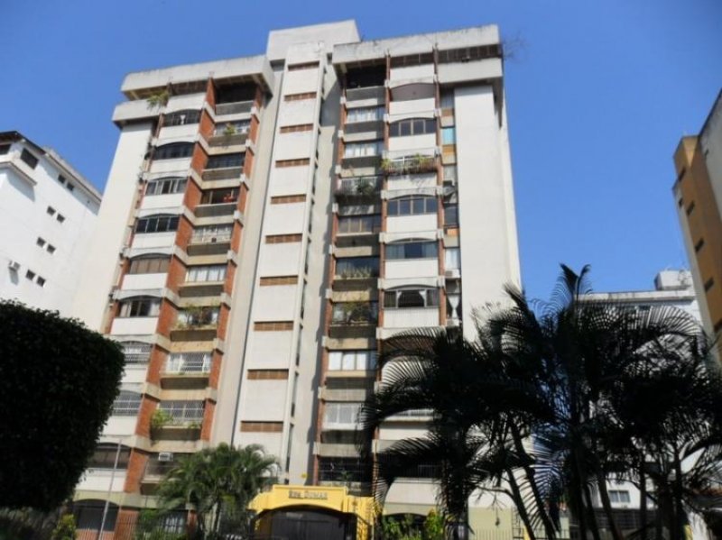 Foto Apartamento en Venta en Trigal Centro, Valencia, Carabobo - BsF 2.300.000 - APV45110 - BienesOnLine