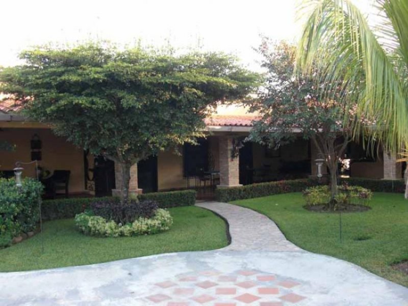 Foto Casa en Venta en Safari Country Club, Valencia, Carabobo - BsF 13.000.000 - CAV45062 - BienesOnLine