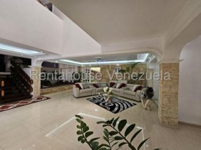 Casa en Venta en Cumbres de Curumo Caracas, Distrito Federal