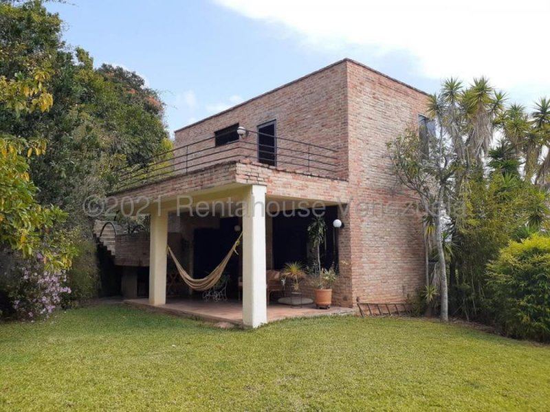 Foto Casa en Venta en Baruta, El Peñon, Distrito Federal - U$D 305.000 - CAV187448 - BienesOnLine