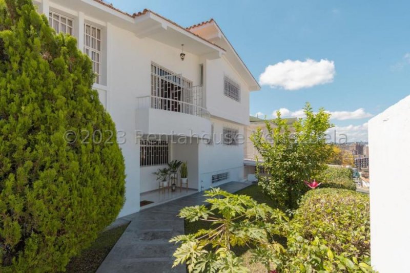 Foto Casa en Venta en El Marqués, Caracas, Distrito Federal - U$D 300.000 - CAV227616 - BienesOnLine