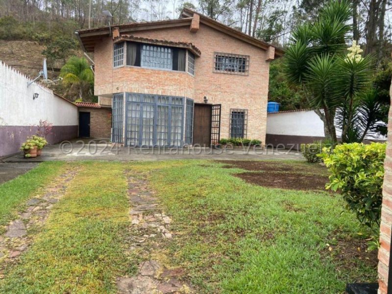 Casa en Venta en Club de Campo San Antonio de Los Altos, Miranda