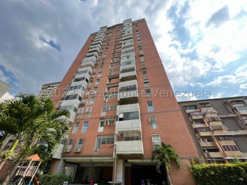 Bello Apartameto en Venta Listo Para Mudarse La Candelaria Caracas 23-27770