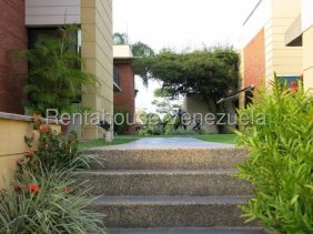 Casa en Venta en Colinas de Tamanaco Caracas, Distrito Federal