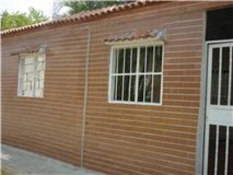 Casa en Venta en urbanizacion las tucacas Charallave, Miranda