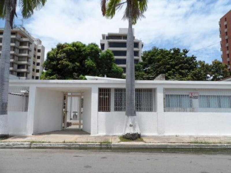 Foto Casa en Venta en Municipio Diego Bautista  Urbaneja, Lechería, Anzoátegui - U$D 275.000 - CAV129907 - BienesOnLine