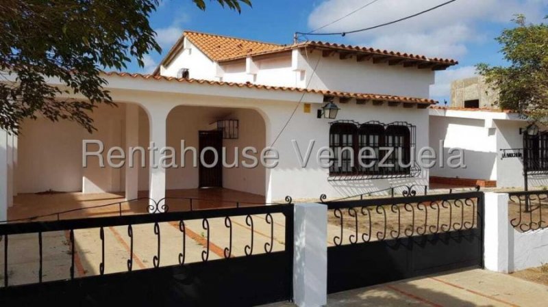 Casa (1 Nivel) en Venta en Judibana, Falcon MLS #25-9088 GR 