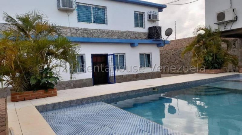 Casa (1 Nivel) en Venta en Playa Norte, Falcon MLS #24-25412 GR 