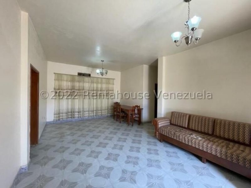 Casa (1 Nivel) en Venta en Playa Norte, Falcon MLS #25-2577 GR