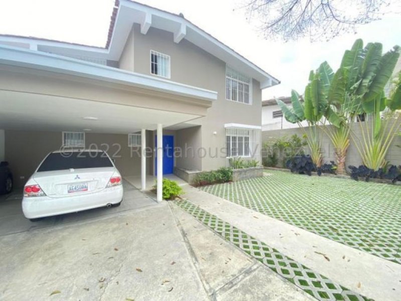 Foto Casa en Venta en Santa Eduvigis, Santa Eduvigis, Municipio Sucre, Distrito Federal - U$D 590.000 - CAV184474 - BienesOnLine