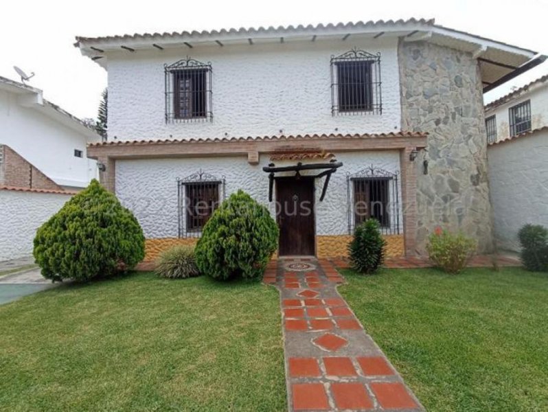 Foto Casa en Venta en Municipio Los Salias,  San Antonio de Los Altos, San Antonio de Los Altos, Club de Campo, Distrito Federal - U$D 295.000 - CAV185407 - BienesOnLine