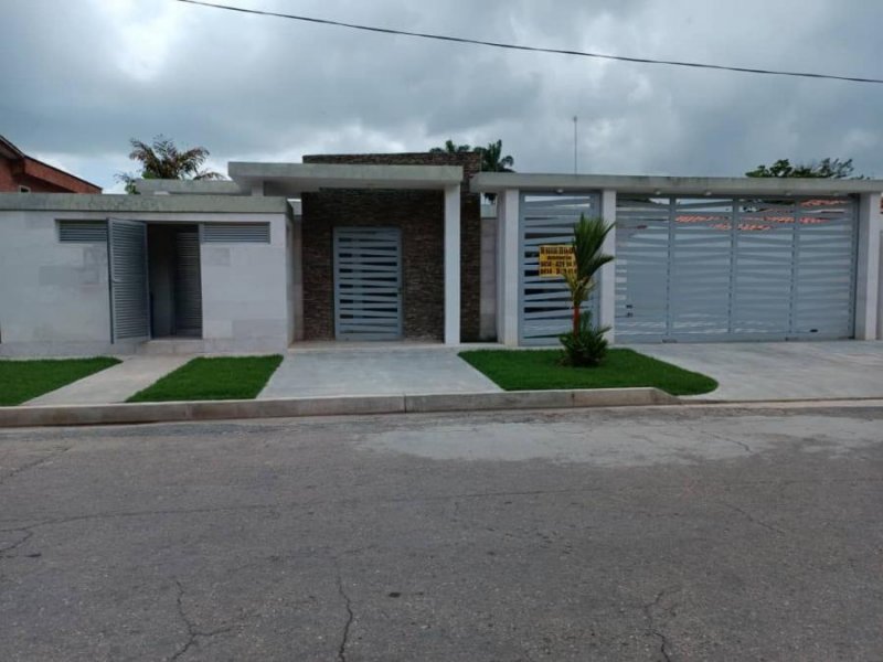 Casa en Venta en Guaparo Valencia, Carabobo