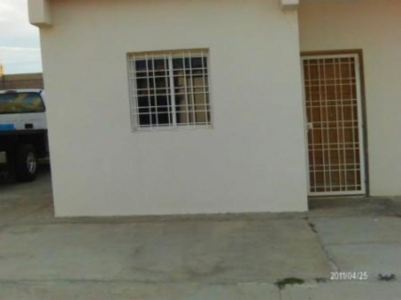 Foto Casa en Alquiler en Puerta Maraven, Punto Fijo, Falcón - BsF 4.500 - CAA21517 - BienesOnLine