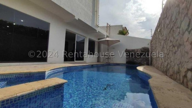 Foto Casa en Venta en Maracaibo, Zulia - U$D 260.000 - CAV234025 - BienesOnLine