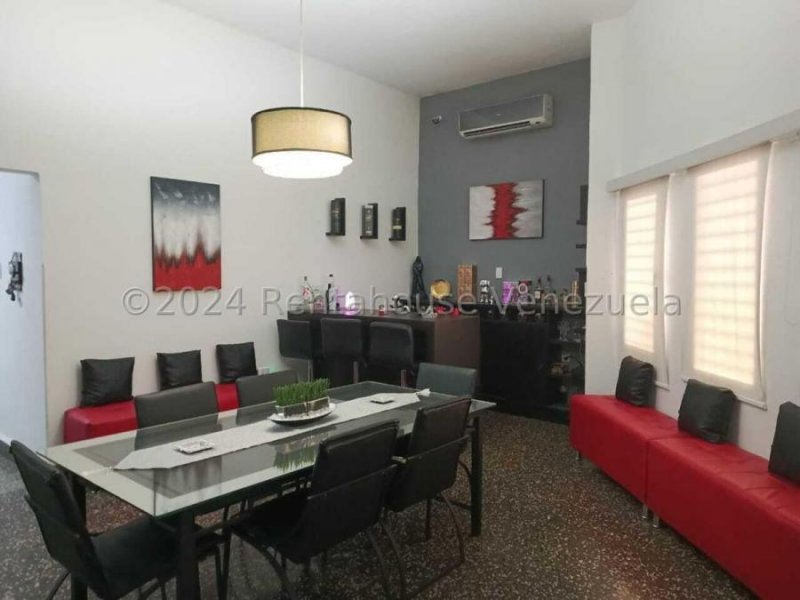 Foto Casa en Venta en Maracaibo, Zulia - U$D 180.000 - CAV229995 - BienesOnLine